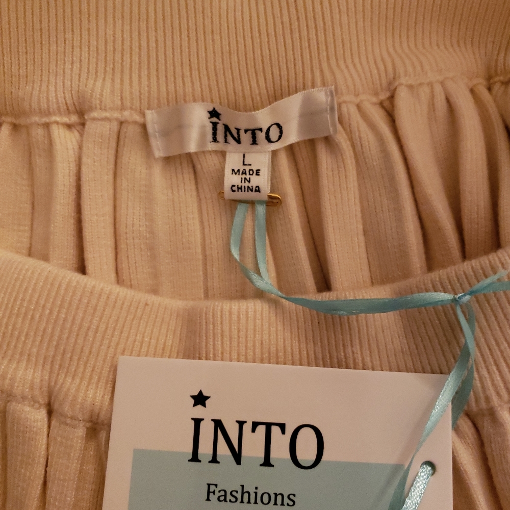 Skirt - Picture 4 of 4